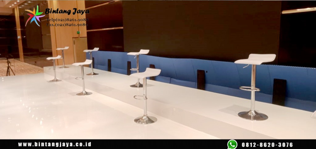 Sewa kursi bar kotak jenis cowboy Jabodetabek