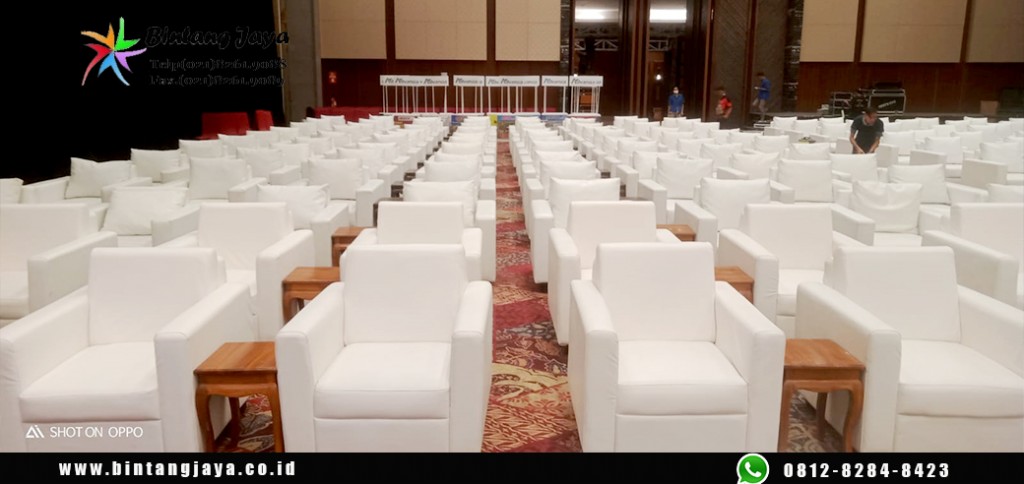 Sofa 46 Sewa Sofa Produk Premium Warna Putih Berkelas