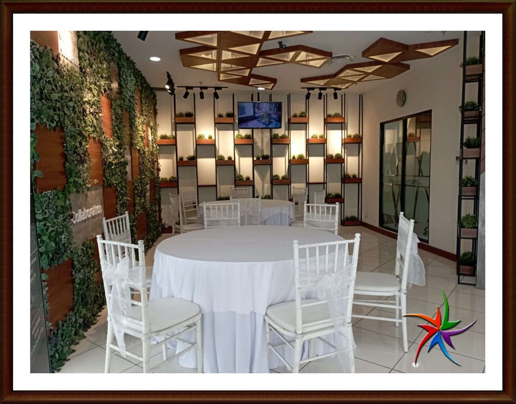 Sewa Kursi Tiffany Putih Mewah Cikarang