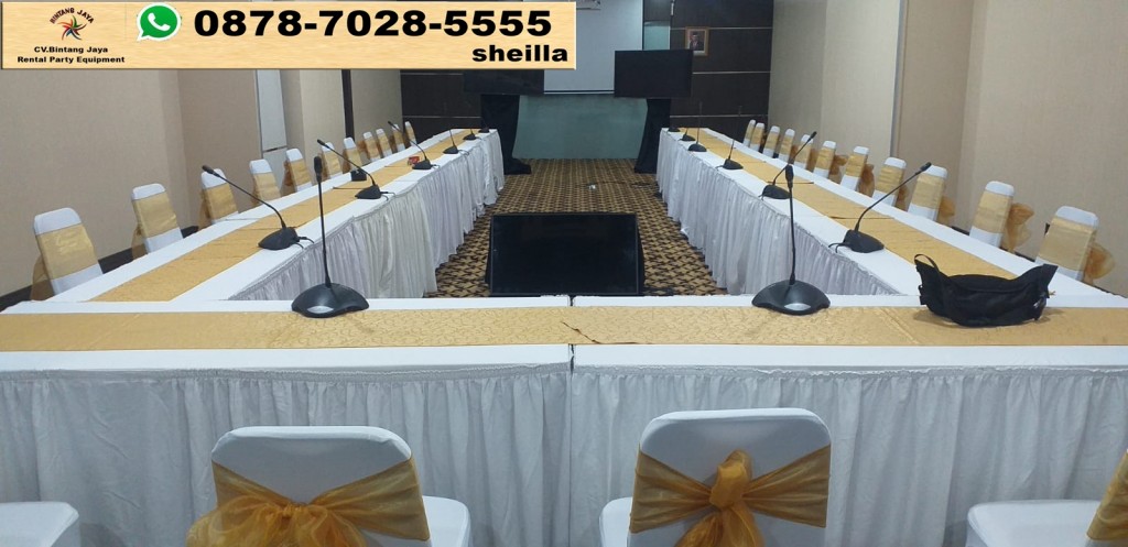 Sewa meja kotak cover putih event rapat Bekasi