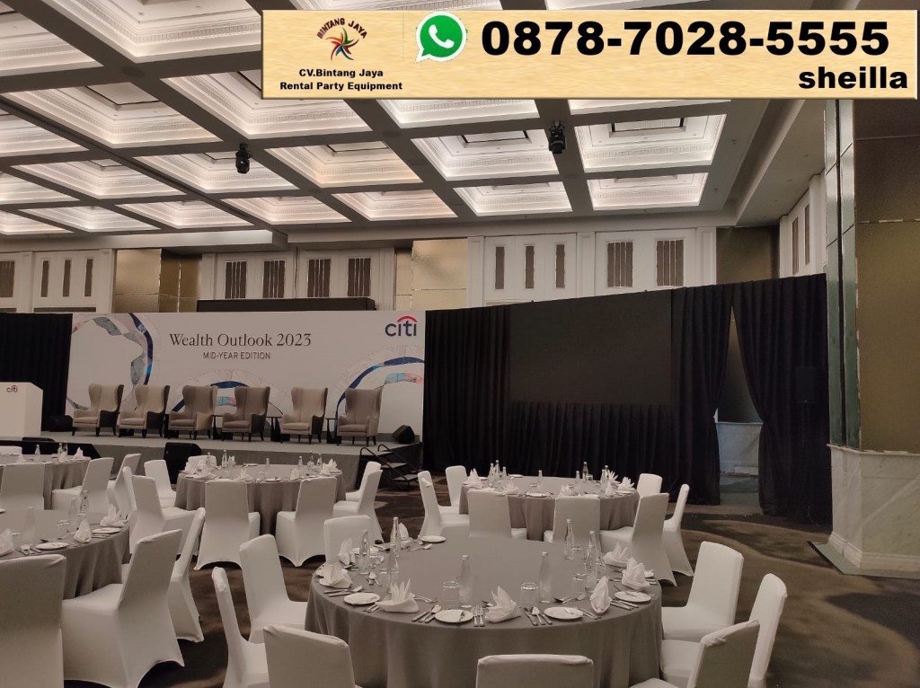 Pusat sewa meja bundar dan kursi futura cover putih Jakarta Barat
