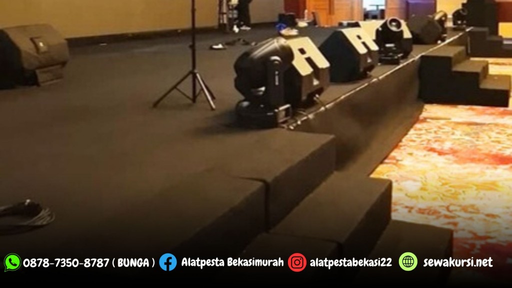 Sewa Karpet Hitam Anak Tangga Panggung dan Tirai Biru Gold Jaksel