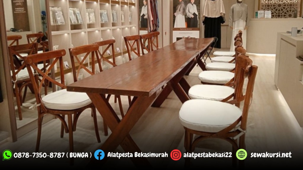 Sewa Meja Taman Xtra da Kursi Crossback Kayu Area Jakarta