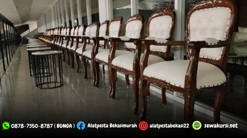 Sewa Arm Chairs dan Meja VIP Kayu Jakarta Pusat